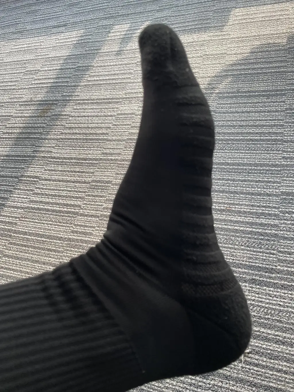 하루 종일 신고 돌아다녀도 늘 뽀송함을 유지해주는거 같아서 넘 좋습니다.