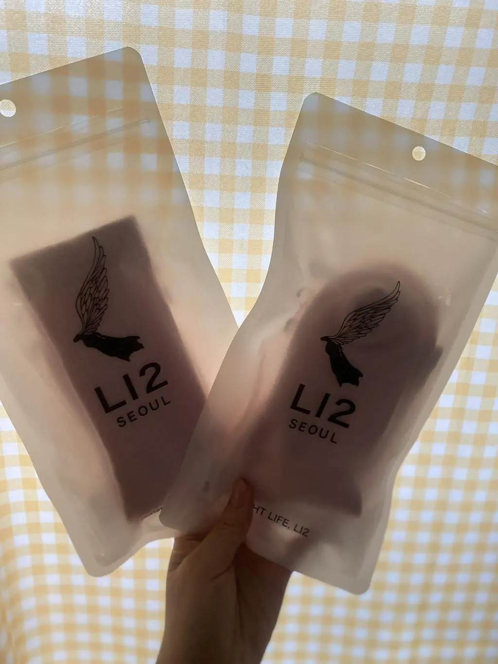 제가 신어보고 좋은거같아서 조카 선물해주려고샀어요 
