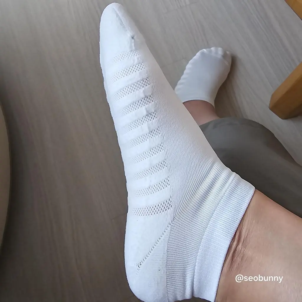 북유럽 여행 3주 가게되면서 제일 신경쓰인 부분이 장시간 걸어도 피로감 없는 양말이었