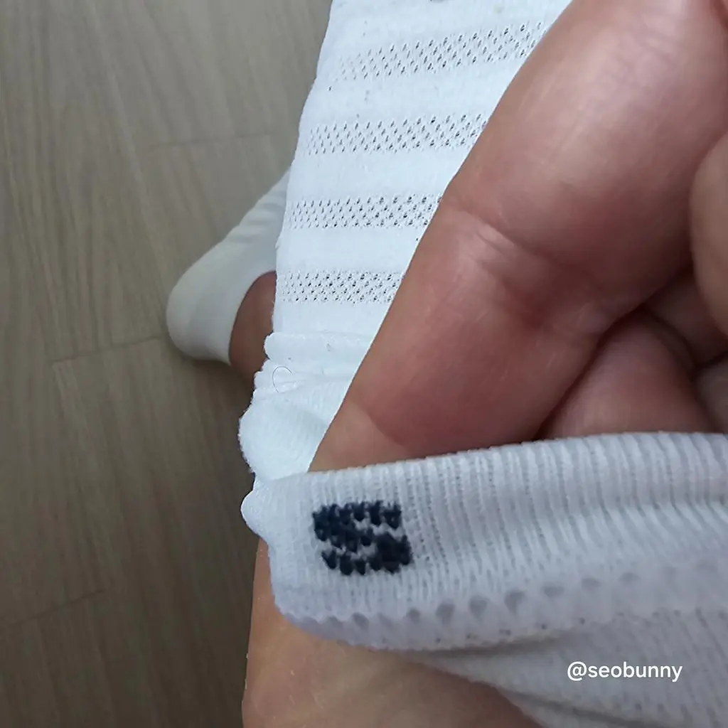 북유럽 여행 3주 가게되면서 제일 신경쓰인 부분이 장시간 걸어도 피로감 없는 양말이었