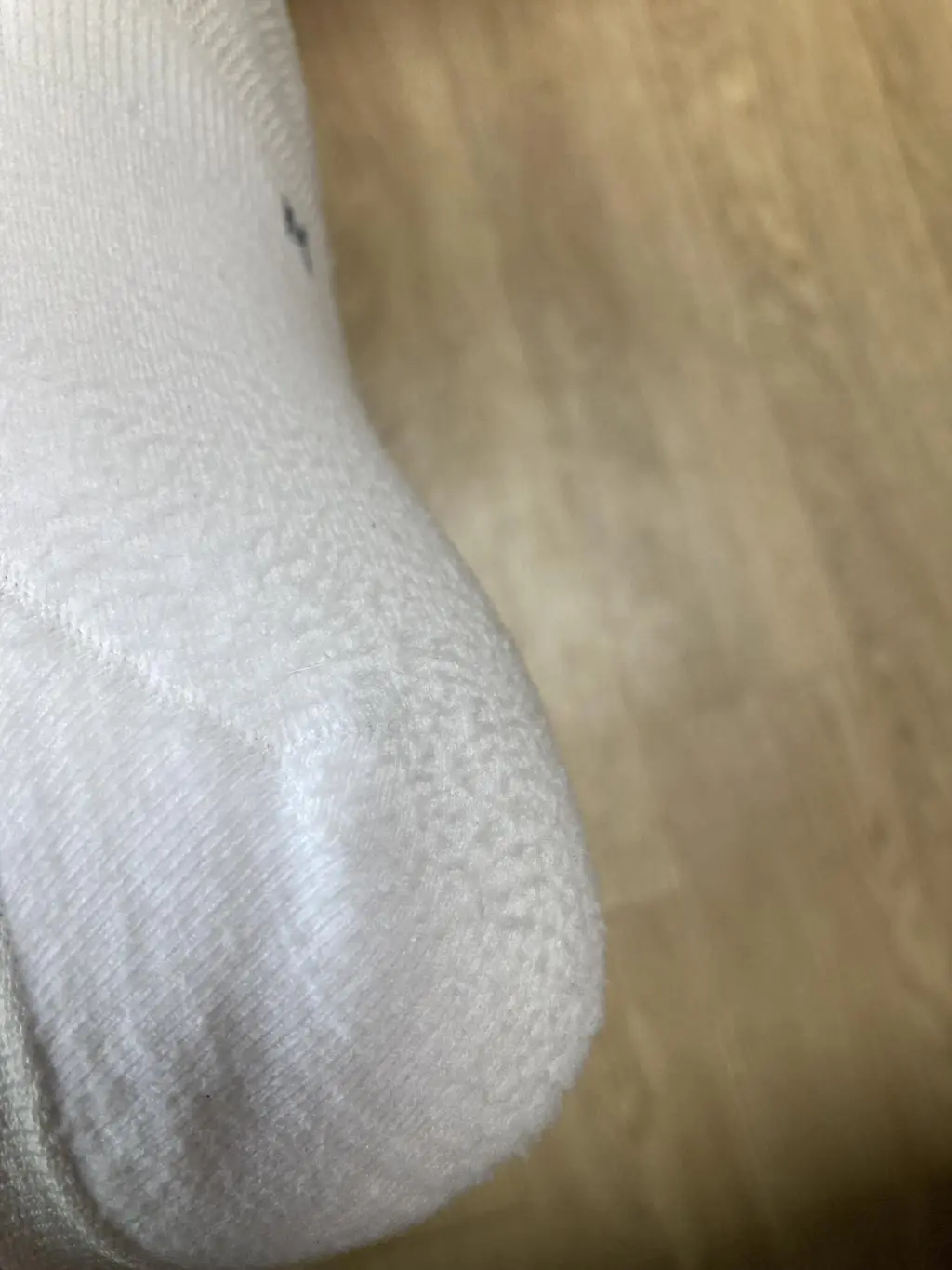 땀 많은 아들이랑 신을려고 샀는데
