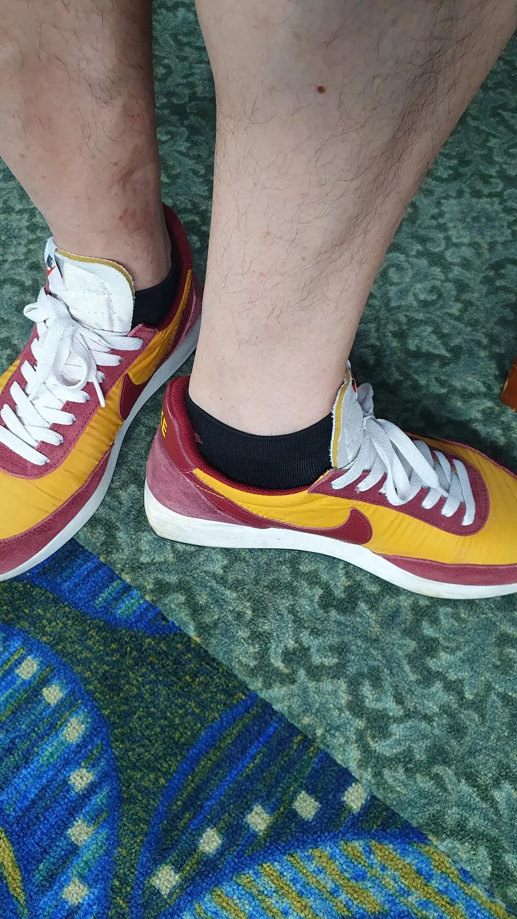 착용느낌 좋고 뒷꿈치 벗겨지지 않고 발바닥 편안하고 만족합니다..