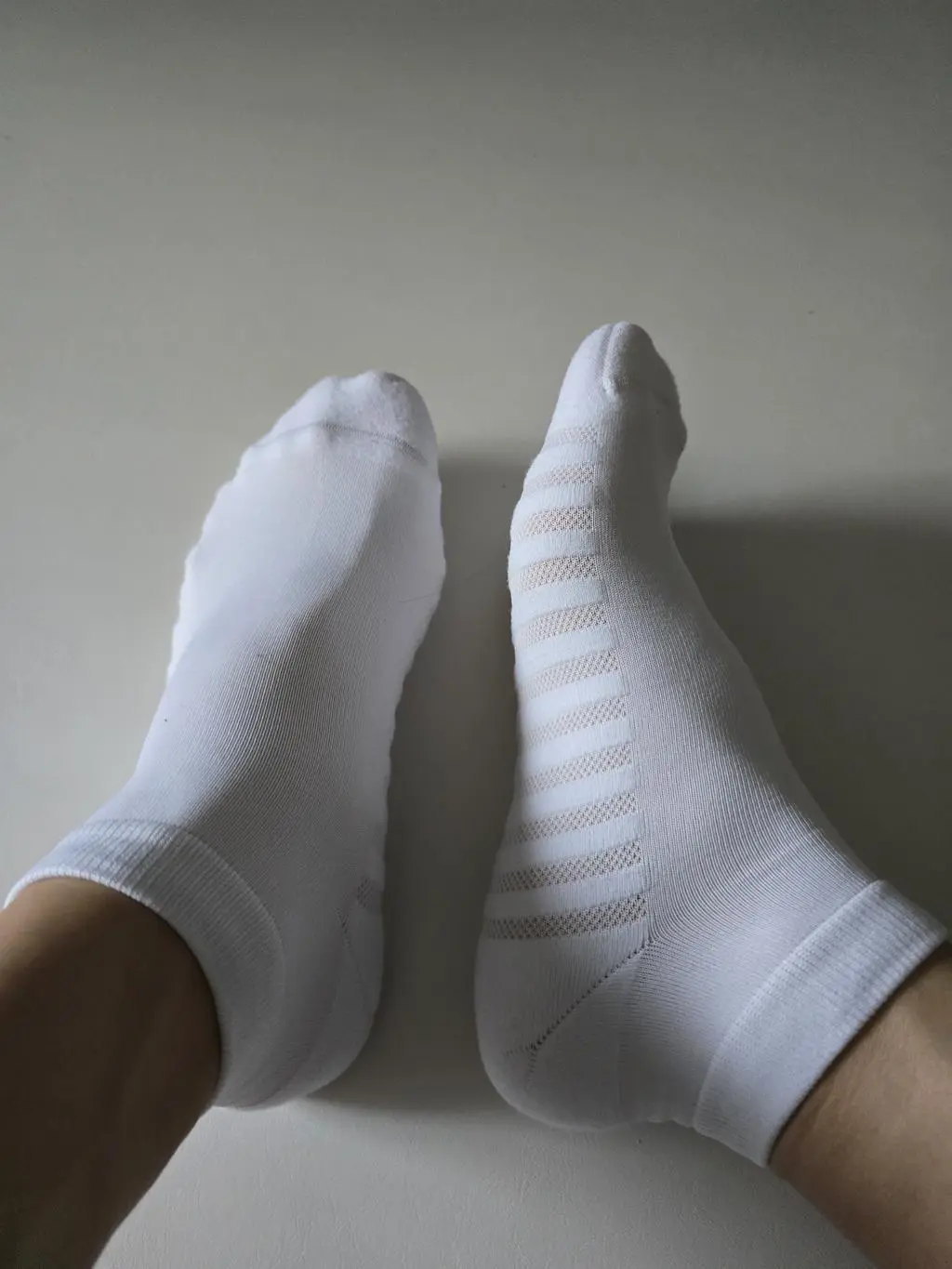 기대하고 샀습니다~ 사자마자 신어보지않고 세탁하고 건조기 돌리니 작아진건지 구분은