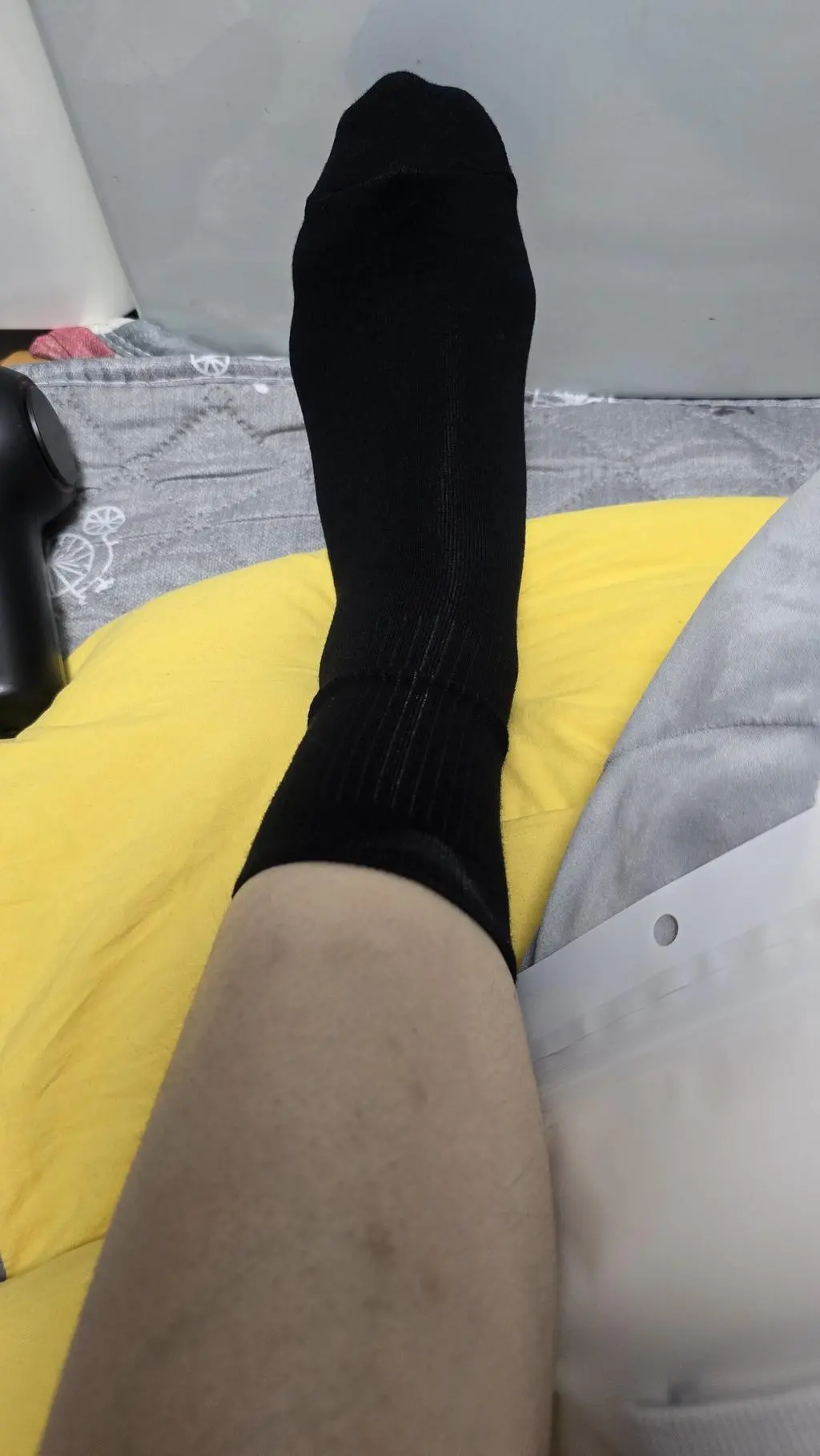 얇고 편하고 착화감이 좋아요 ..배송도 빠르고
