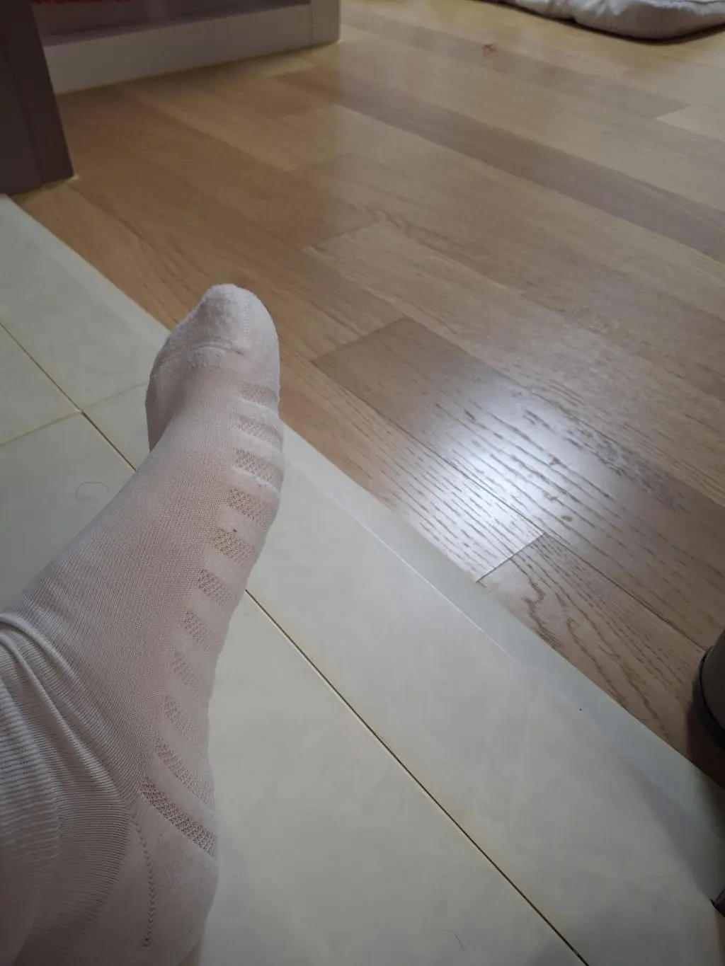 너무 탱탱하게 잘맞고 신기 편하네요