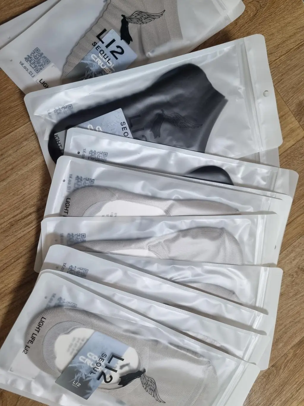 상품과 배송 모두 매우 만족합니다.