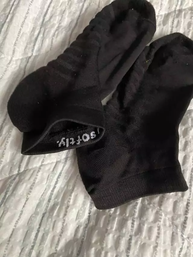 편하고 땀 흡수 잘 되는 거 같구 좋은 거 같아욤
