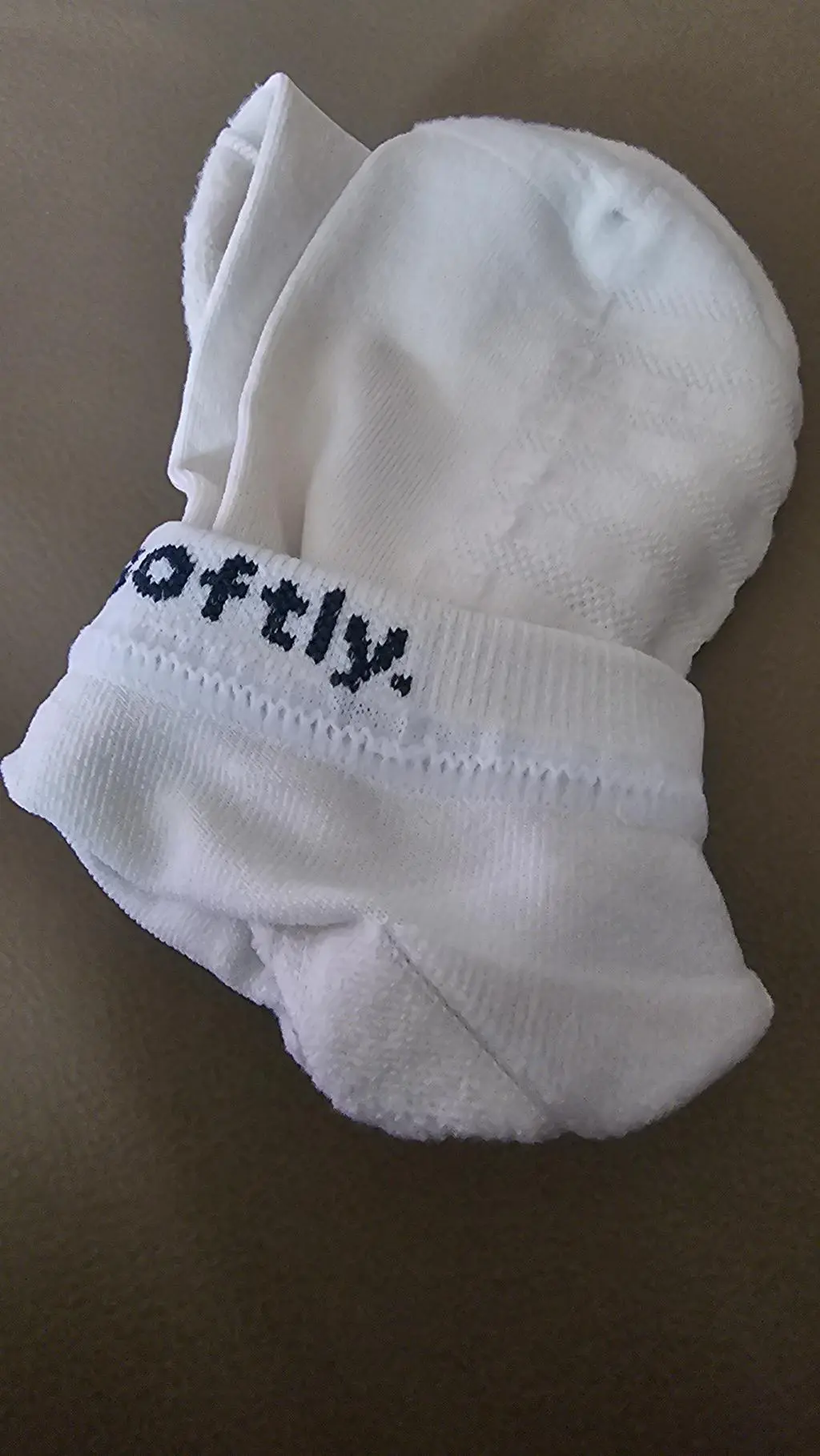 정말 편하네요. 그전 양말을 신기 싫어졌어요.