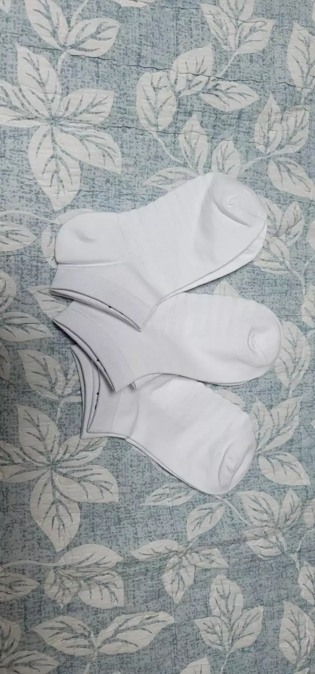 두꺼운 양말을 원했지만 생각만큼
