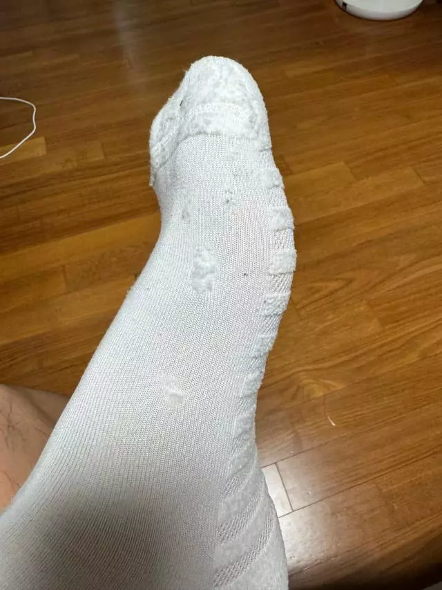 하루 신고 세탁한 상태입니다. 이 정도 품질이면 일회용 아닌가요 ?
