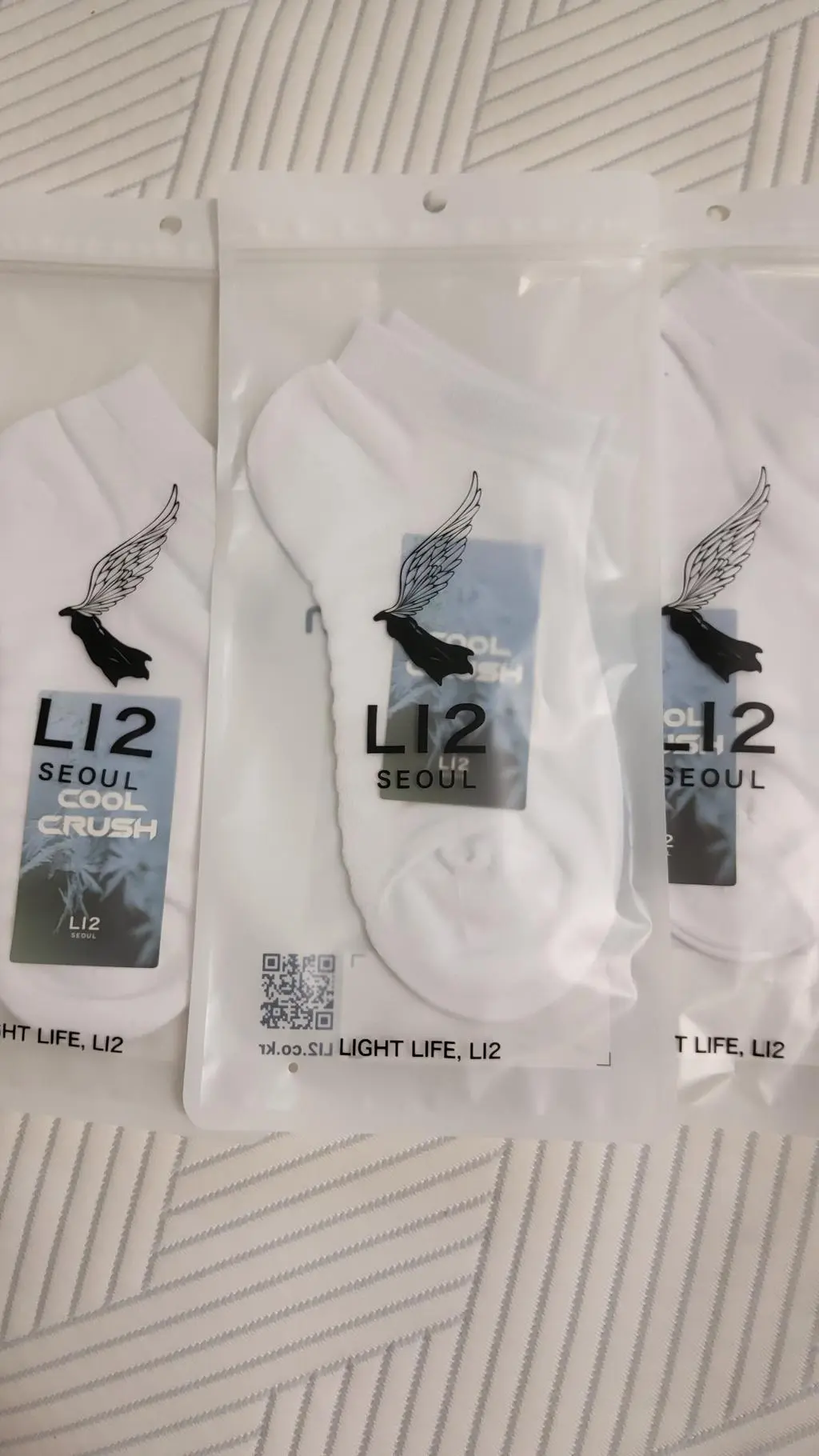 지난번 구입한 양말을 온 식구들이  다 편하다고 좋아해서 또 주문했어요.자주 신으니 