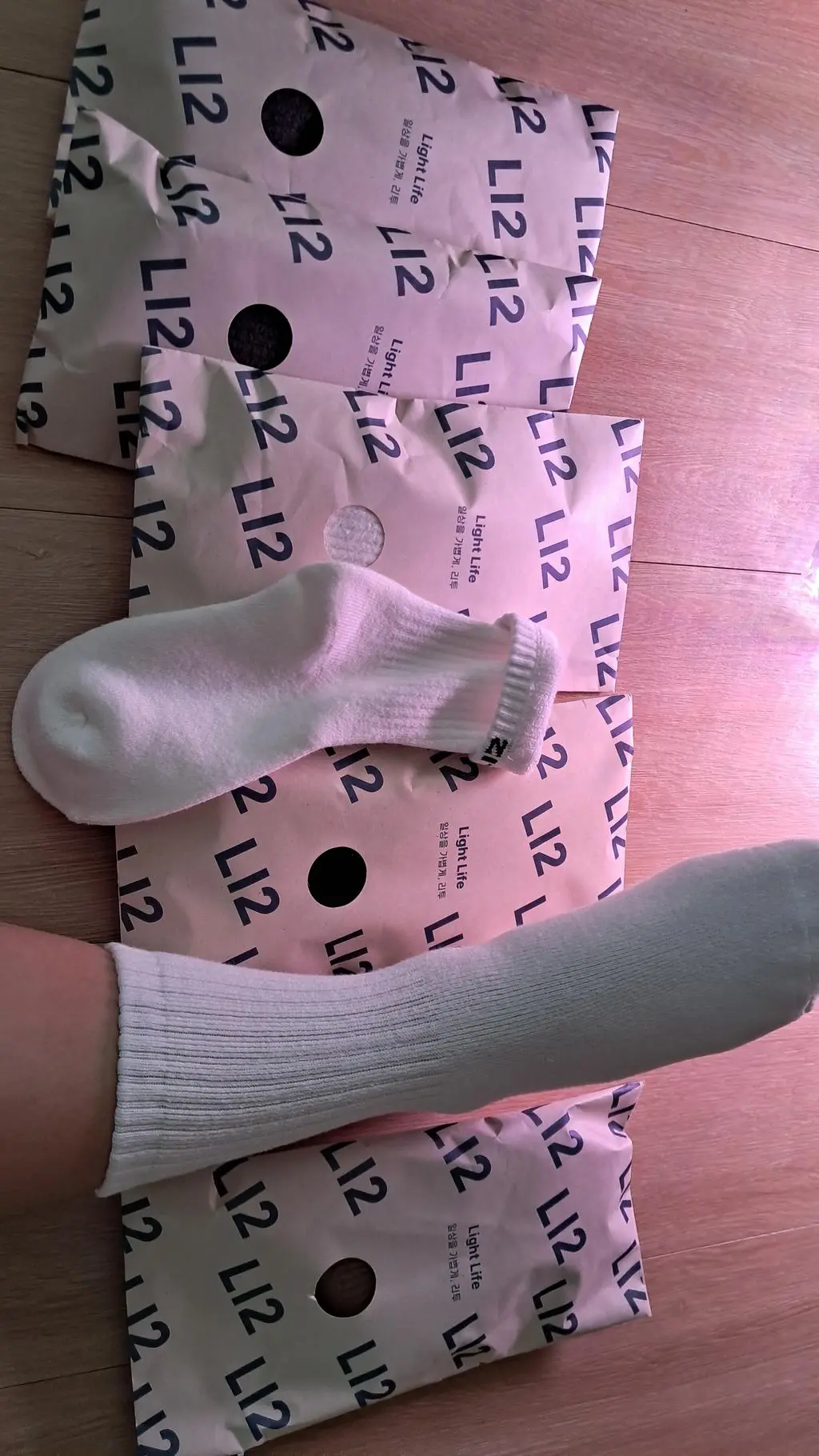 우연히 보게 돼서 좋은 양말인가 싶어 구입해 봤어요.
