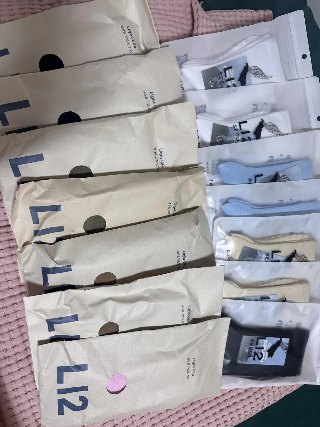 발에 땀이 많아서 양말 고르는데 어려움이 많았거든요ㅜㅜ
