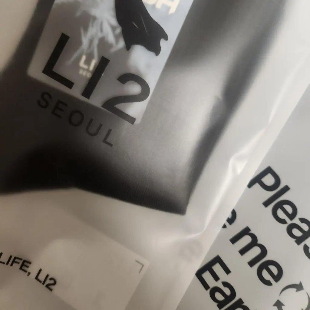 시원하고 부드럽고 좋아서 올해 양말 넘 늦게 입고되서리 미리 내년꺼까지 구매해둡니다