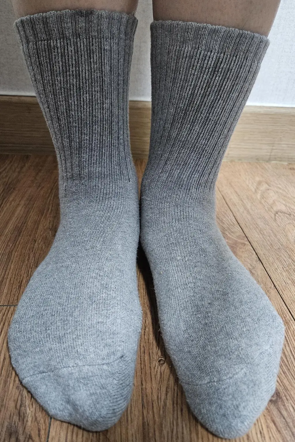 발바닥이 아파서 푹신한 양말을 선호하는데 딱 맞는 양말이네요~