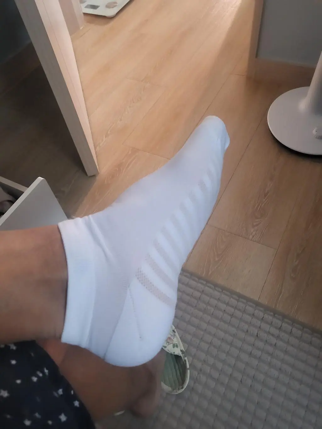 두번째 구매인데 확실히 퀄리티가 다르네요~~~~배송도당일배송에 계속 리투만 신게될듯