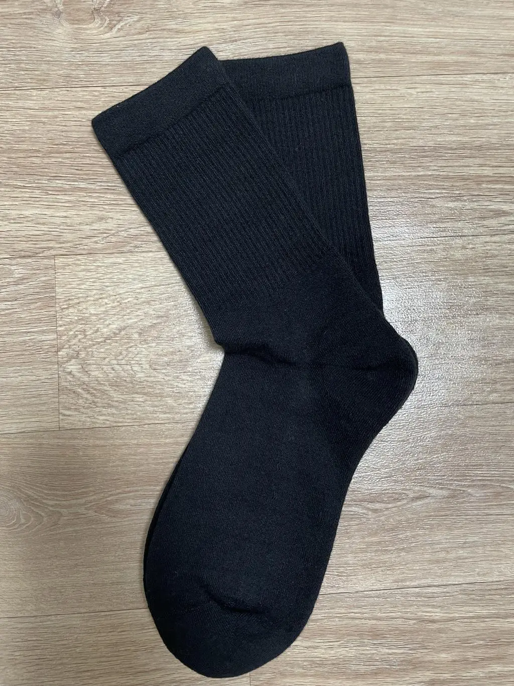 기본 양말에 편하기까지 만족하며 잘 신을 것 같습니다.
