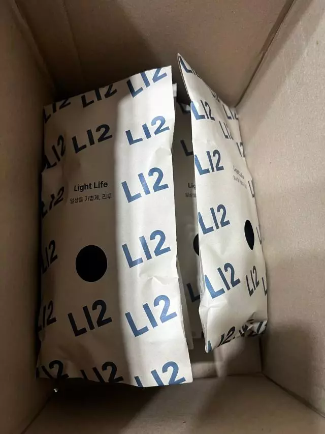 생각보다 도톰하고 색도 이뻐요 포장도 이쁘고!
