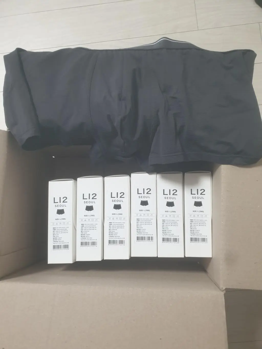 포장상태도 개별적으로 돼어있어서 낄끔하고 좋습니다...착용감 사이즈도 부드럽게 딱맞