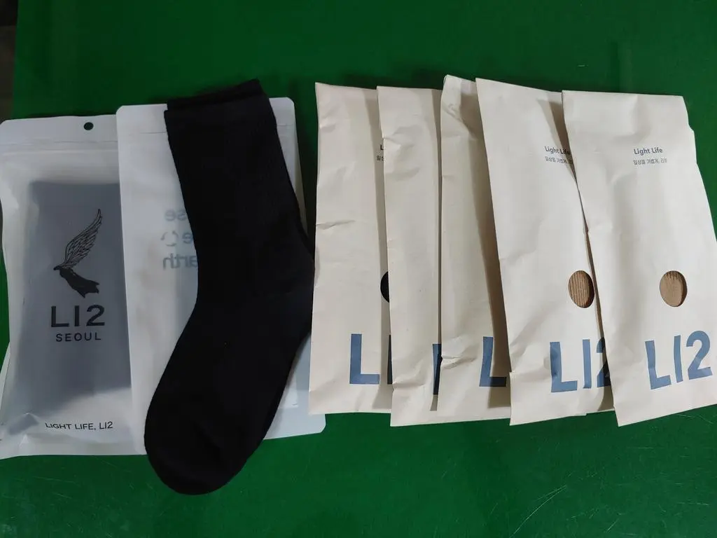 단목 구매하여 착용해보니 맘에 들어서 겨울용으로 사용하려고 구입했습니다. 쫀쫀하고