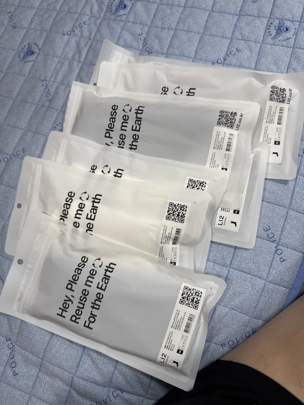 아들이 받아보고 재질이 좋다고 감탄하네요
