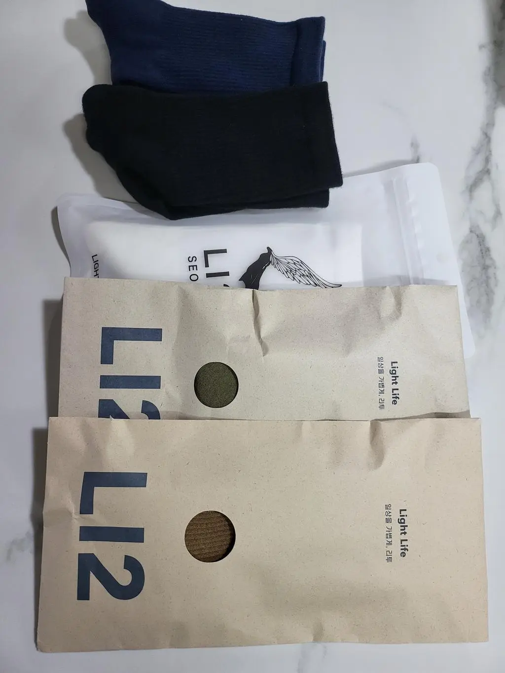 평소에 신발 260~265 사이즈 신는데
