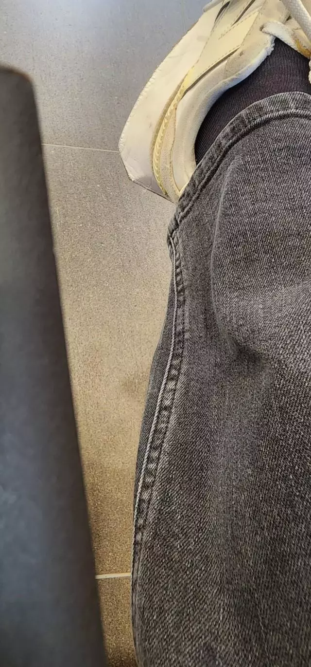 생각보다 두껍네요 따듯하게 신겠습니다
