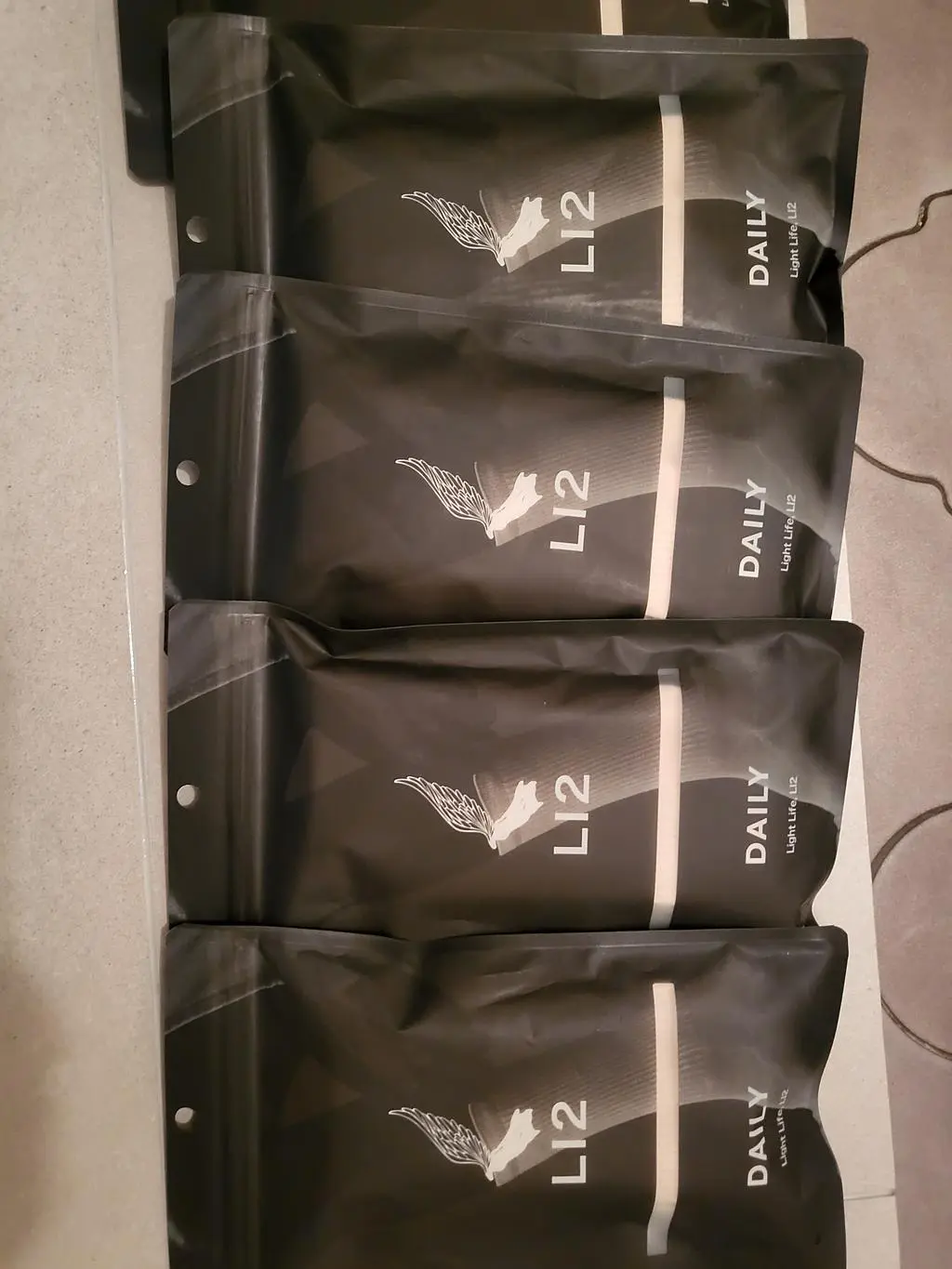 배송도 빠르고 양말목이 탄탄해서 흘러내리지 않아요 