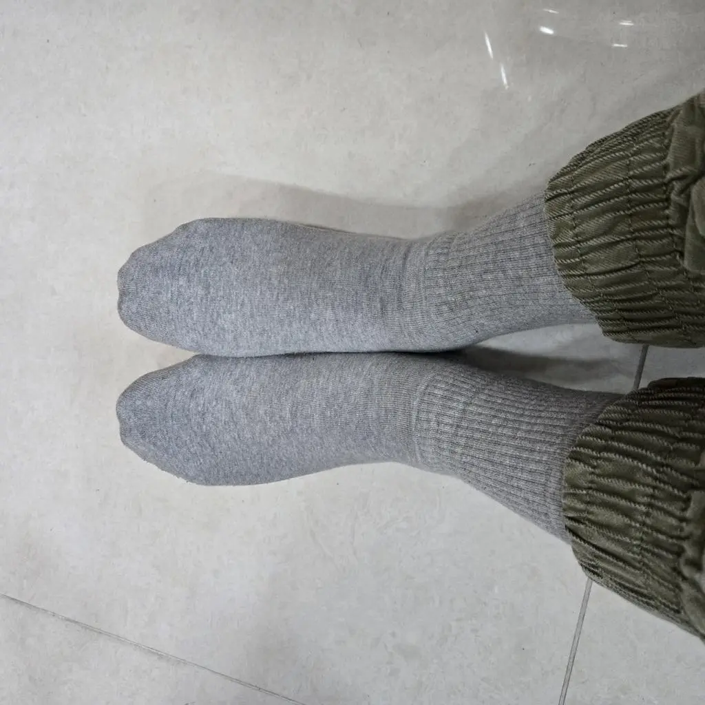 발바닥 푹신하고 발등에 재봉자국 안생겨서 너무너무너무 좋아요 6번째 재구매하고 있어