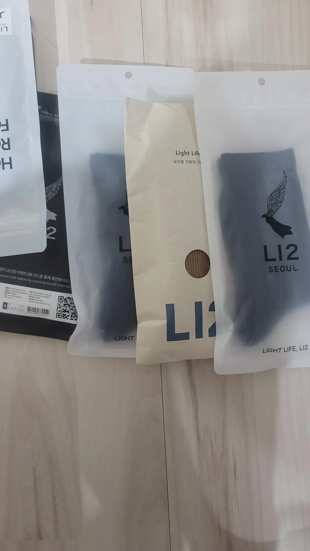 좋습니다. 재질이 부드럽고 오래 사용할수 있을듯 합니다. 