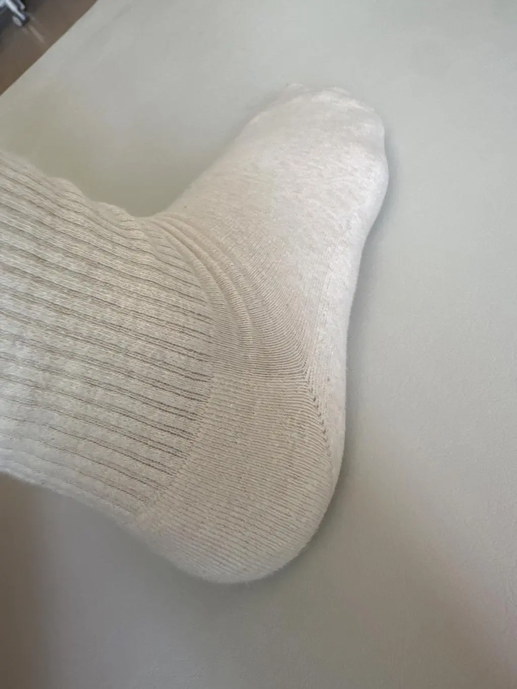 배송 꼼꼼하고 선물용으로도 좋네요 ㅎㅎ 쫀쫀하고 길이도 적당해서 데일리로 딱이에요