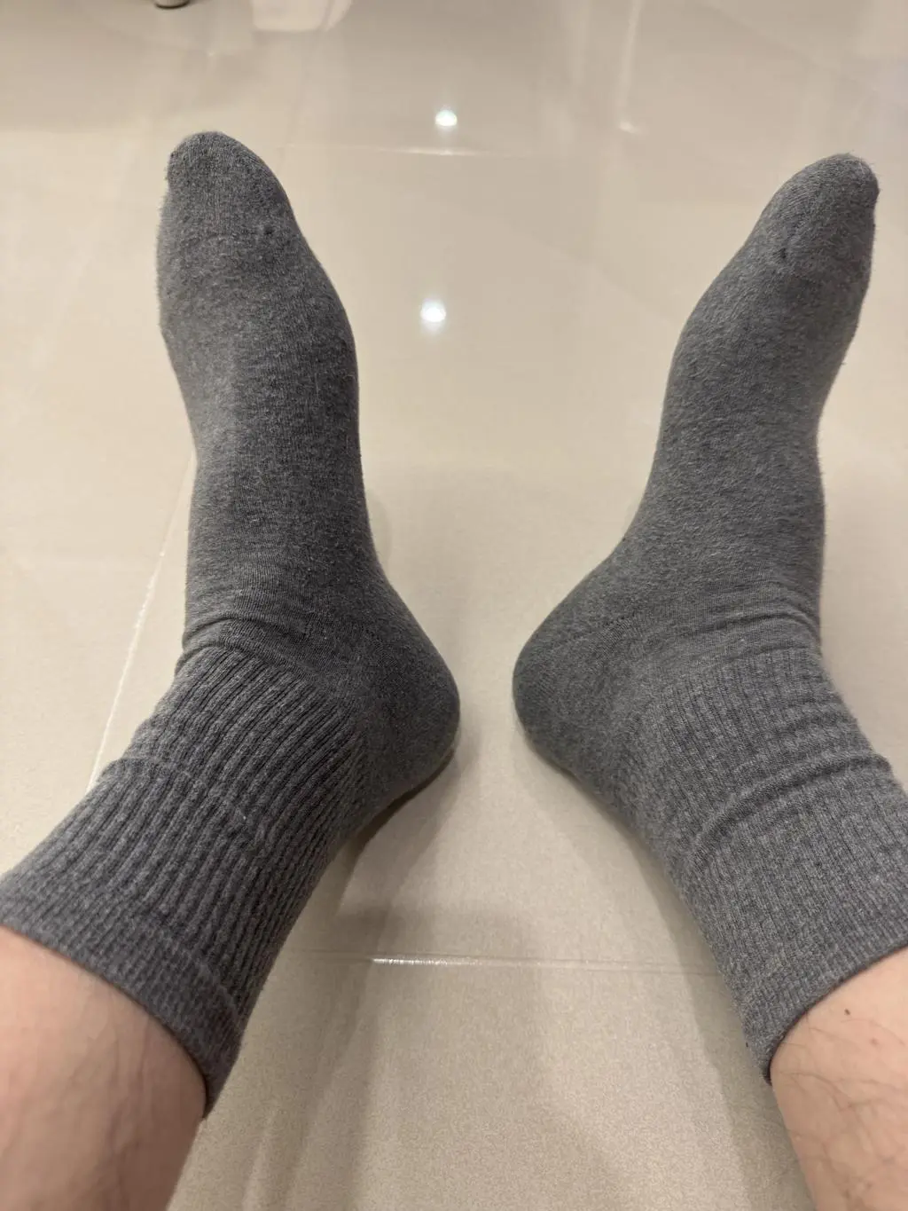 땀도 덜차고 발바닥도 덜아파서 맘에들어요