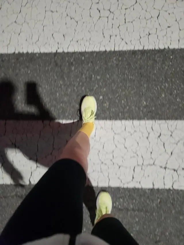 너모 예쁘고 질감이나 착용감 굿 입니다
