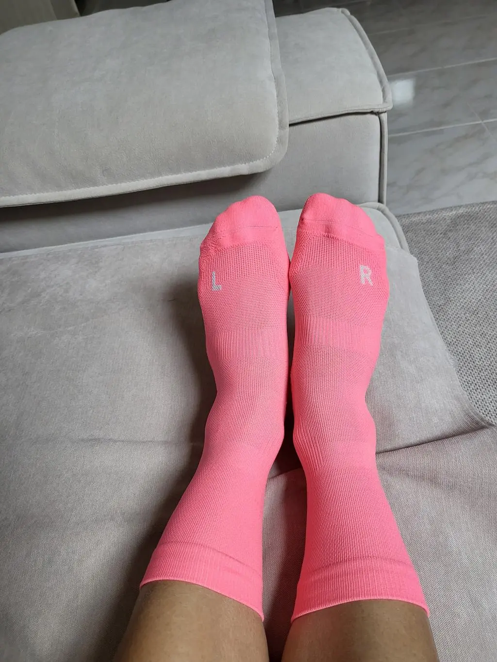 너무 두껍지도 너무 얇지도 않고
