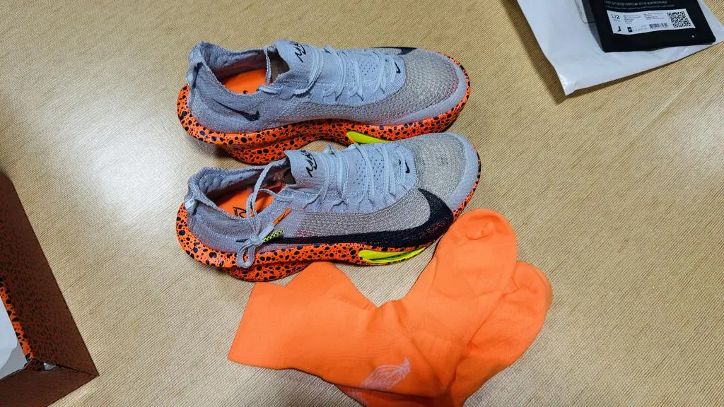 좋습니다. 발에 칙 감겨요