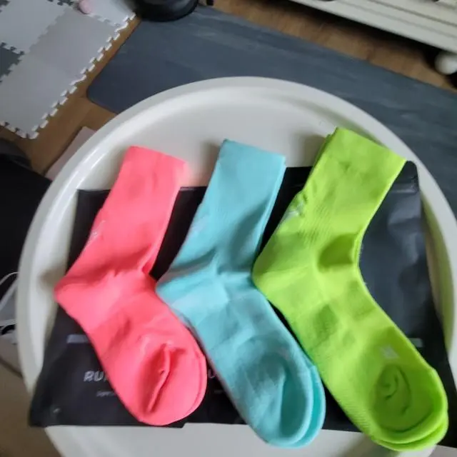 색감컬리티 죽여주고요~
