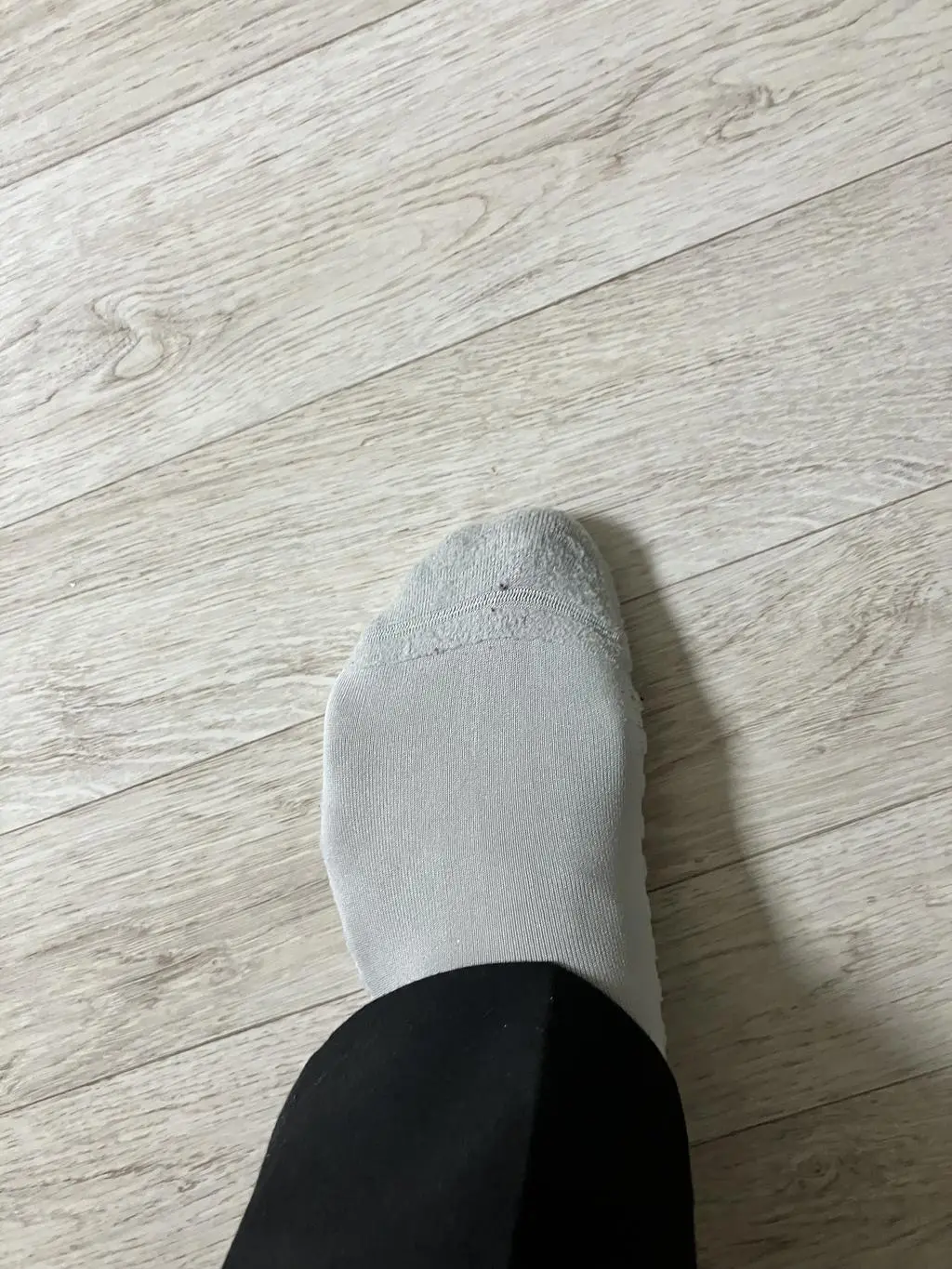 통기도 잘되고 아주 만족합니다. 검은색도 더 사려고 합니다. 아주 좋아요~