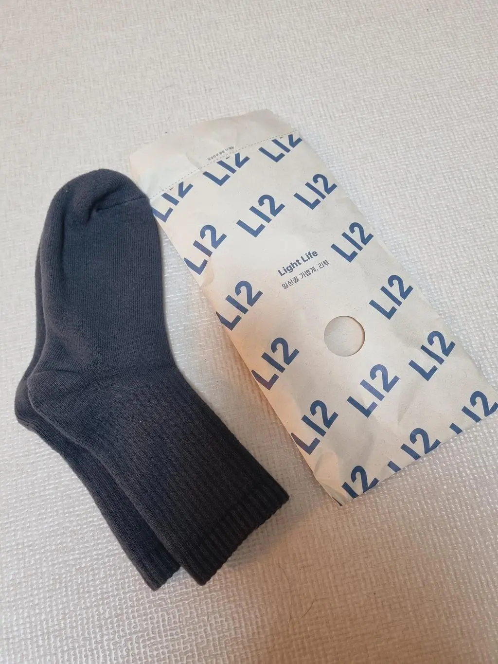 양말 참 좋네요. 더사야겠어요.