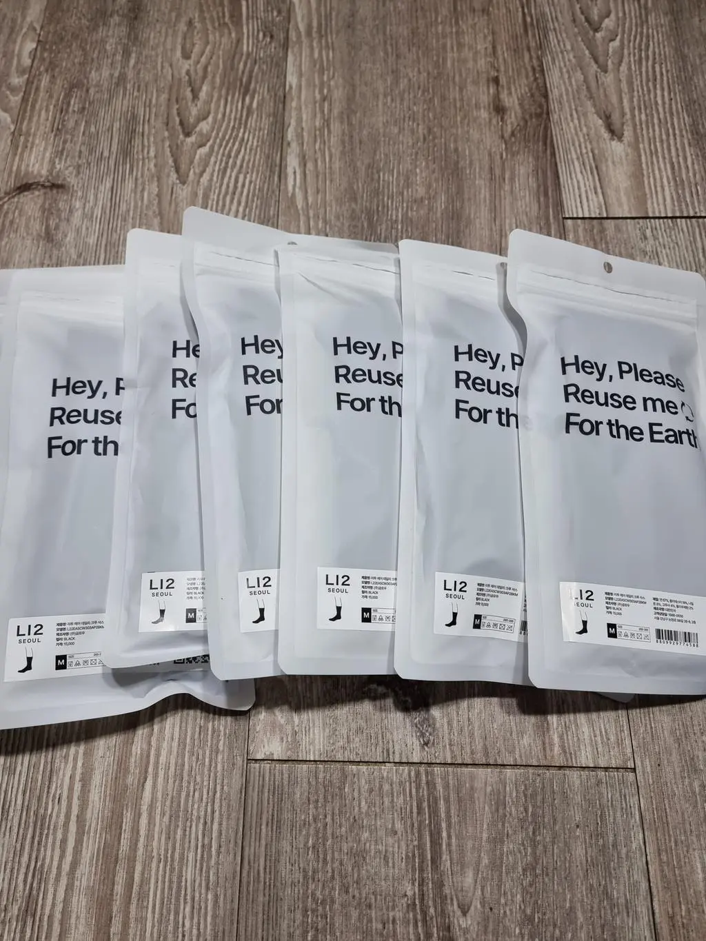 재질도 괜찮고 착용감도 아주 좋습니다
