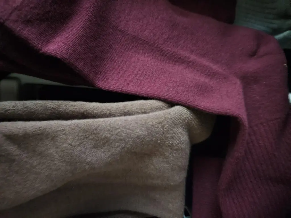 양말은 좋은데 쿠폰 양아치 쿠폰 줘놓고 얼마이상 아님 못쓰게 만들어놓고...