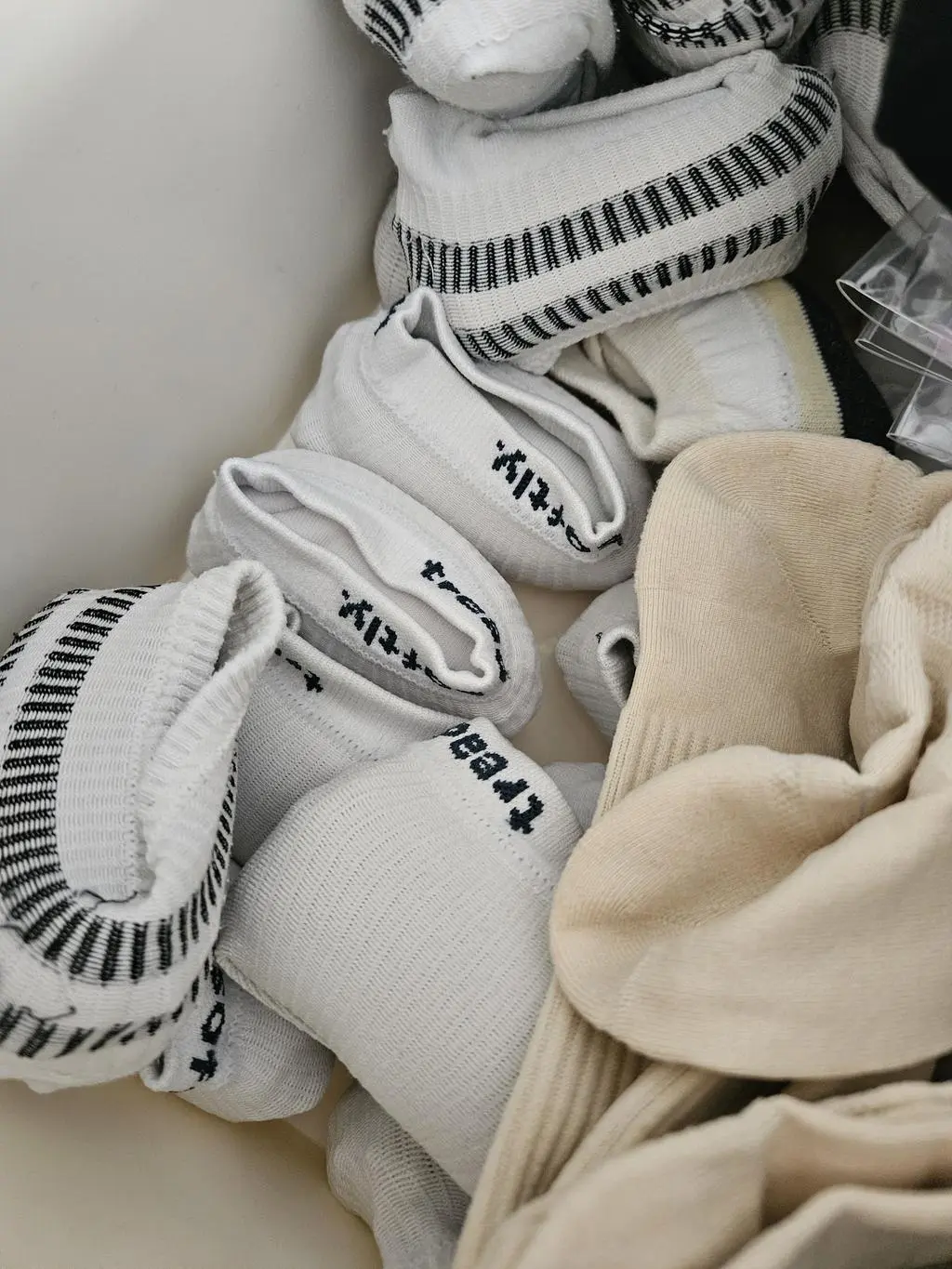 매일 신을려고 7셋트로 구매했어요. 
