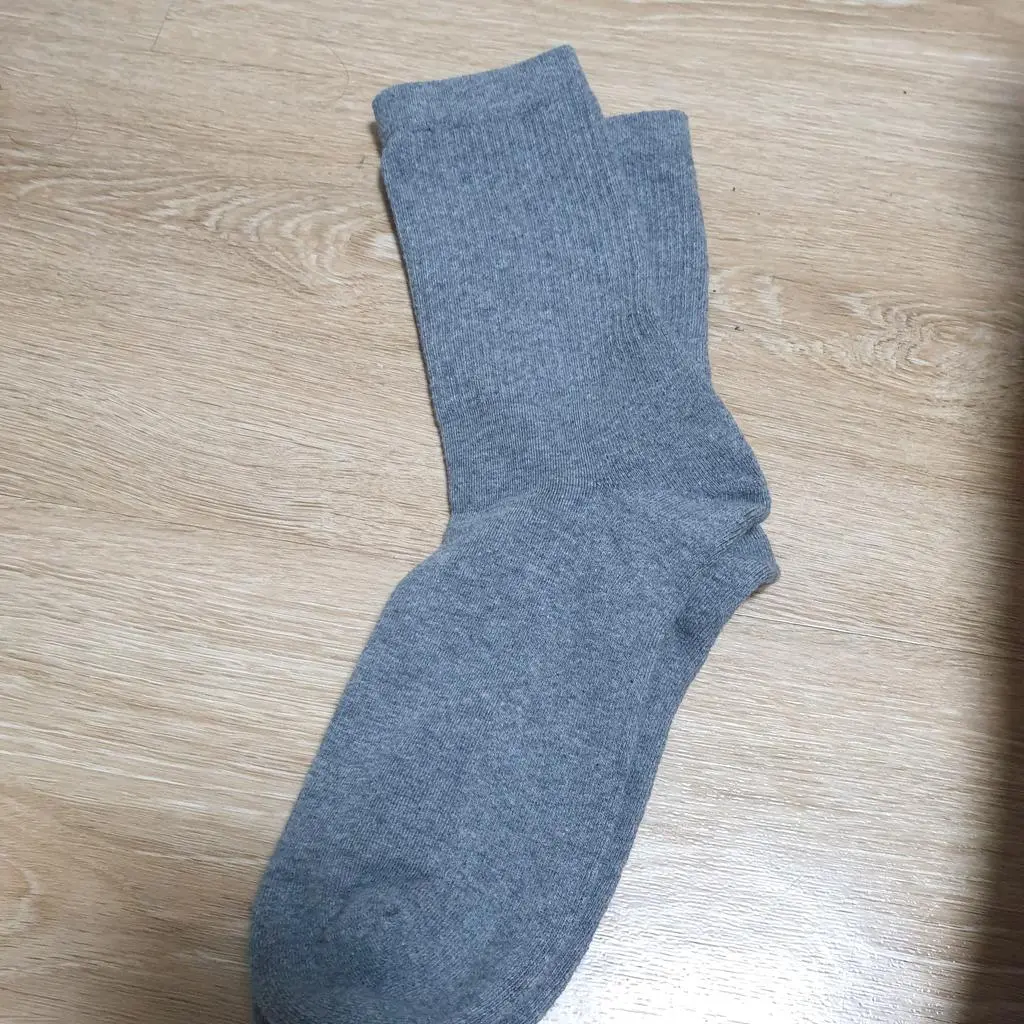 이게 다크그레이가 맞나요?
