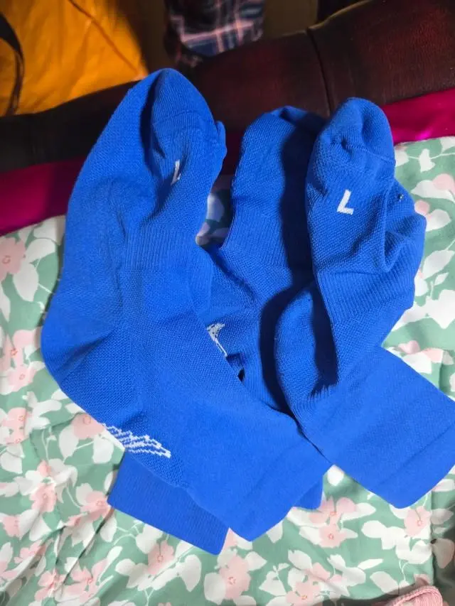 남편이 신고 런닝햇는대 짱짱하다고 하내요!!!
