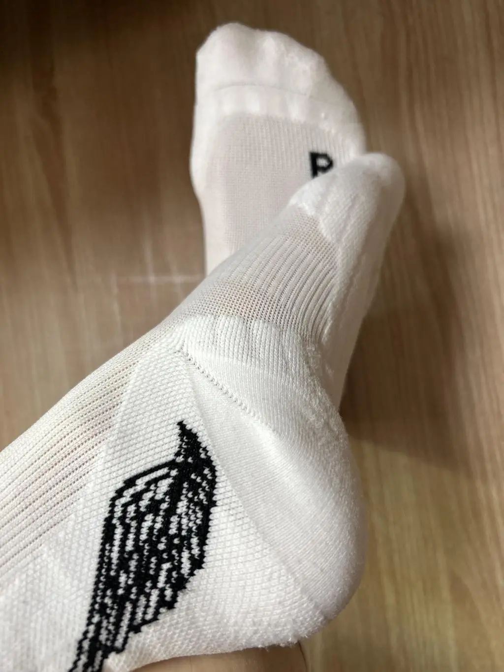 매번 운동할때마다 신을 양말 선택에 한번도 만족스러움이 없었는데
