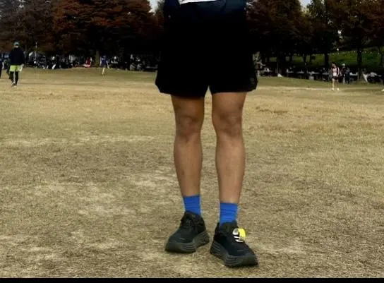 마라톤 대회를 앞두고 기능성양말 리투로 처음 입문하게 되었어요~ 처음 신은거라 어색