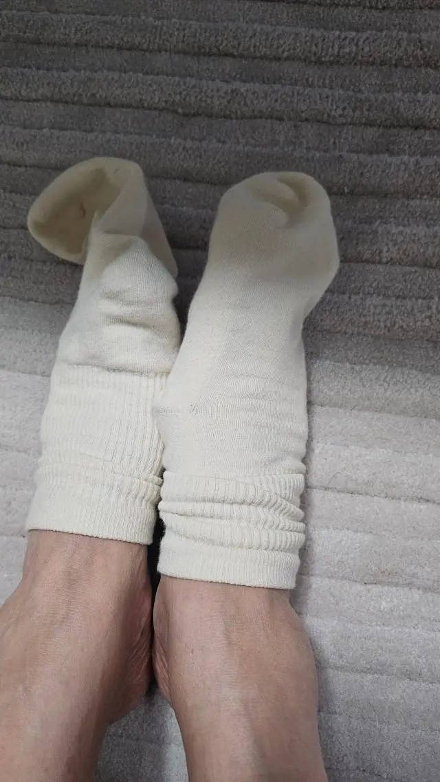 탄탄한 재질이라 괜찮은것 같아요~~
