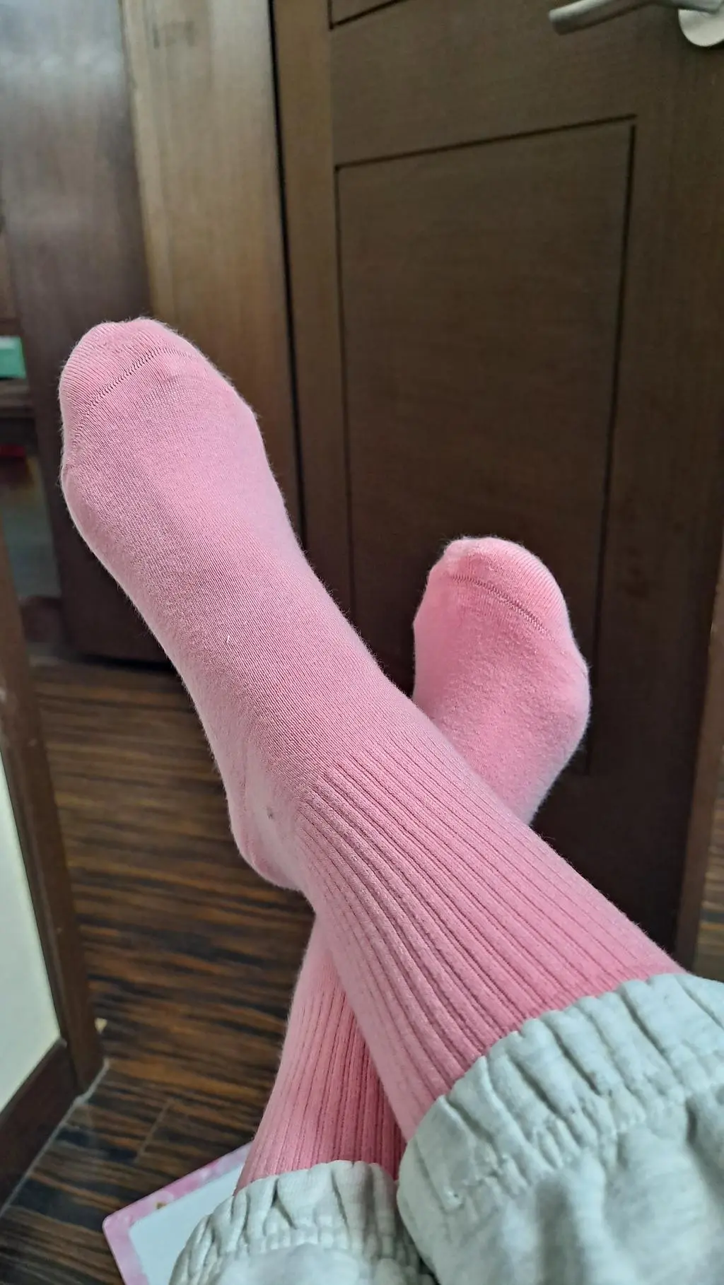 양말에 왜 돈을 쓰나 생각했는데 신어보고 알았어요. 양말만 편해져도 진짜 하루가 편해