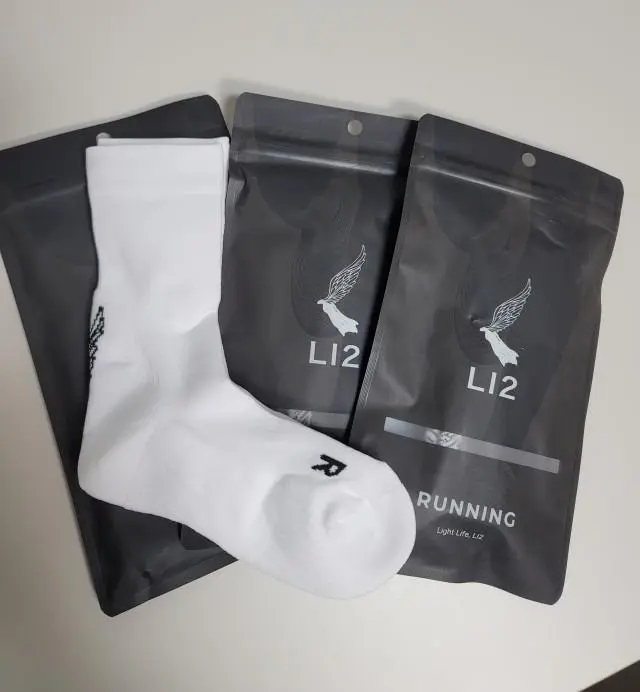 물집이 안잡힌다해서 구매했어요. 배송 빨라요
