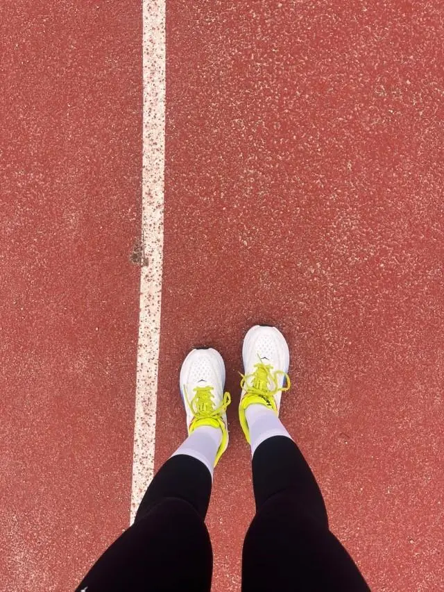 스포츠양말,등산양말 들보다 딱히 우수한 기능성은 그닥 모르겠음
