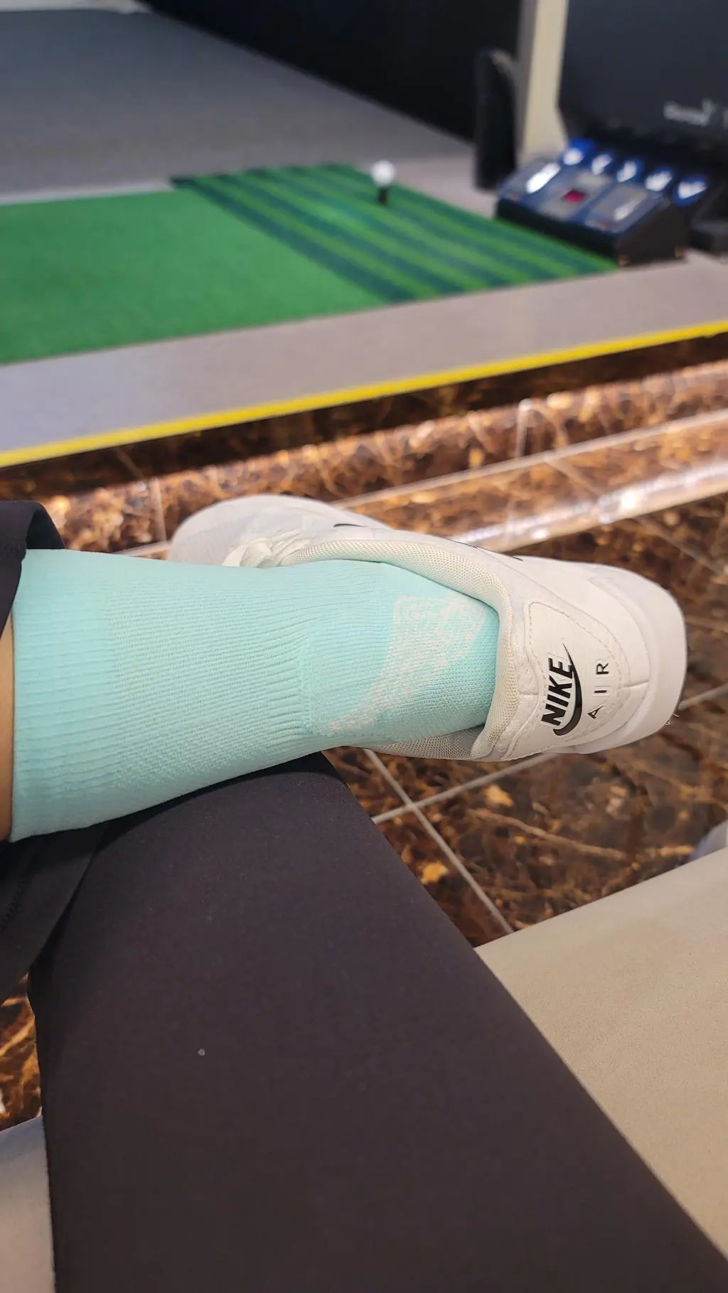 착 감기고 편안하고 색상도 예쁘네요~